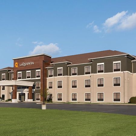 La Quinta By Wyndham Lackawanna Bagian luar foto