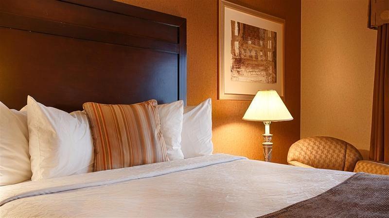 La Quinta By Wyndham Lackawanna Bagian luar foto