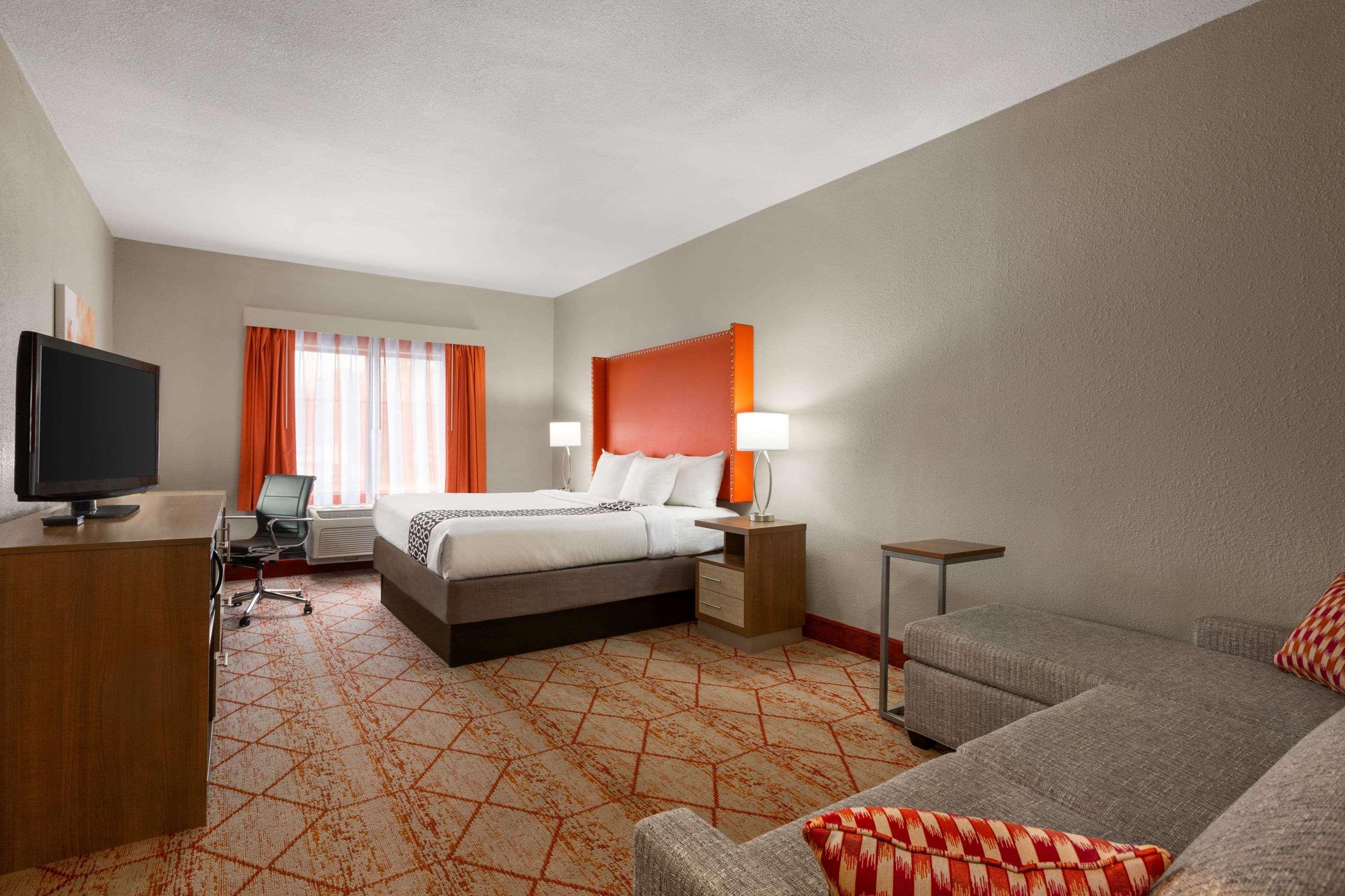 La Quinta By Wyndham Lackawanna Bagian luar foto